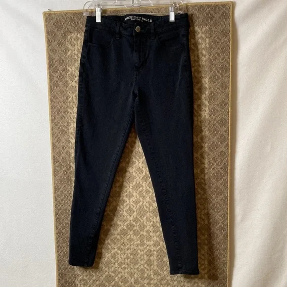 American Eagle size 8 high rise black jeggings. - Picture 2 of 11